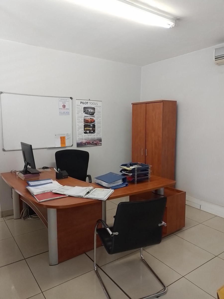 To Let Commercial Property for Rent in Alrode Gauteng