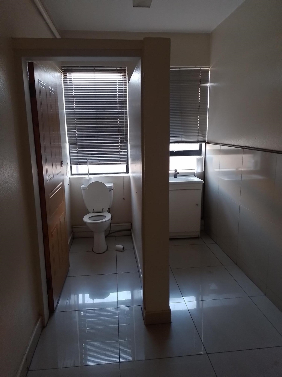 To Let Commercial Property for Rent in Alrode Gauteng