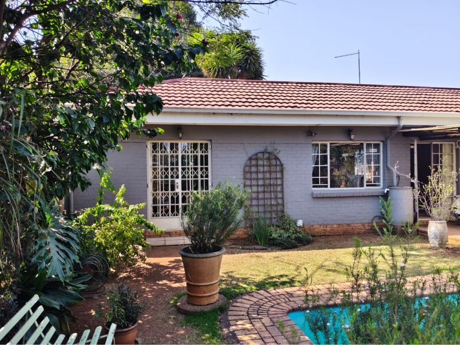 4 Bedroom Property for Sale in Edenvale Central Gauteng