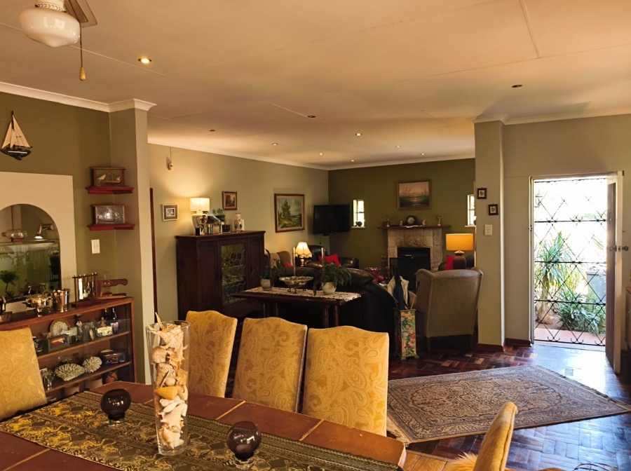 4 Bedroom Property for Sale in Edenvale Central Gauteng
