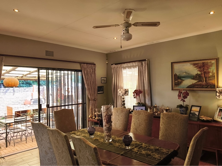 4 Bedroom Property for Sale in Edenvale Central Gauteng