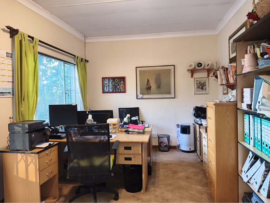 4 Bedroom Property for Sale in Edenvale Central Gauteng