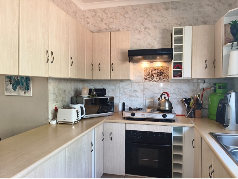 4 Bedroom Property for Sale in Edenvale Central Gauteng