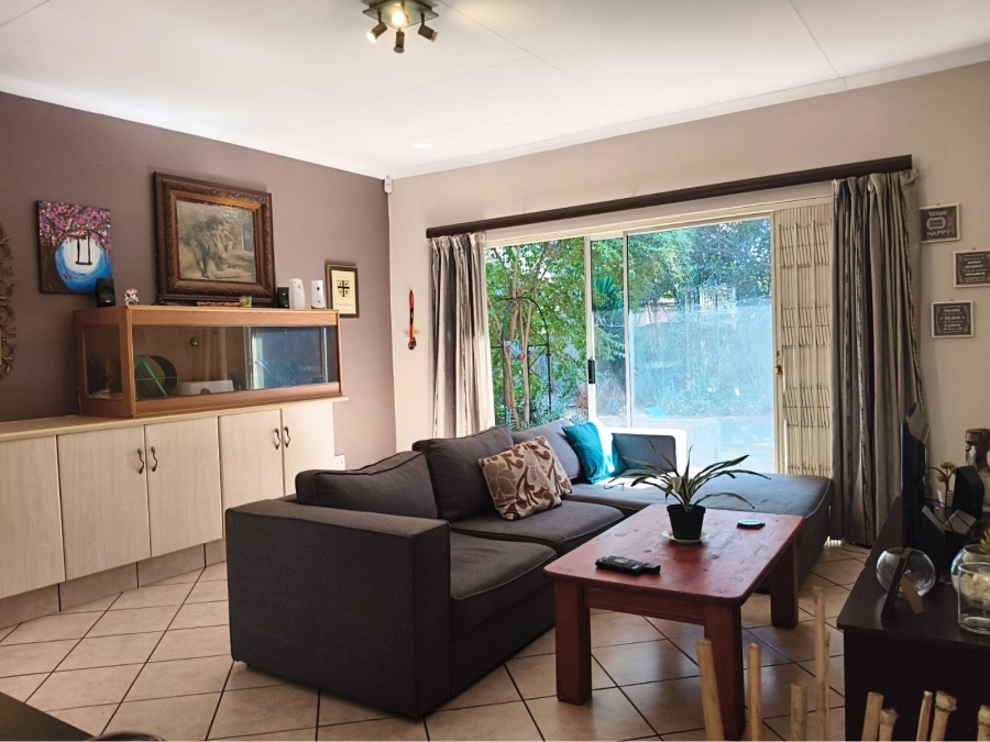 4 Bedroom Property for Sale in Edenvale Central Gauteng