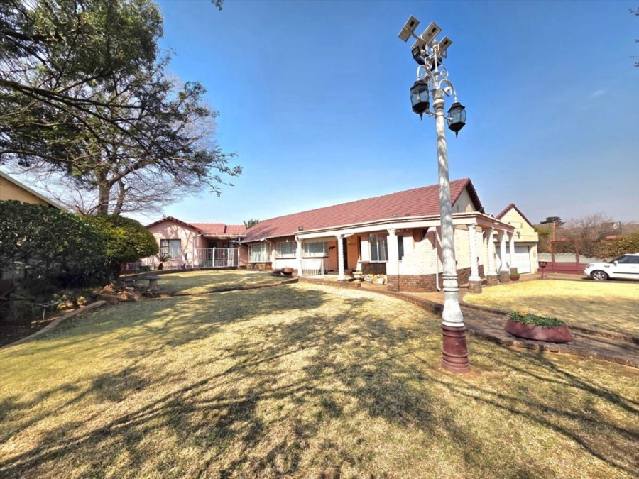 3 Bedroom Property for Sale in Farrar Park Gauteng