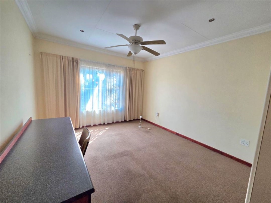 3 Bedroom Property for Sale in Farrar Park Gauteng