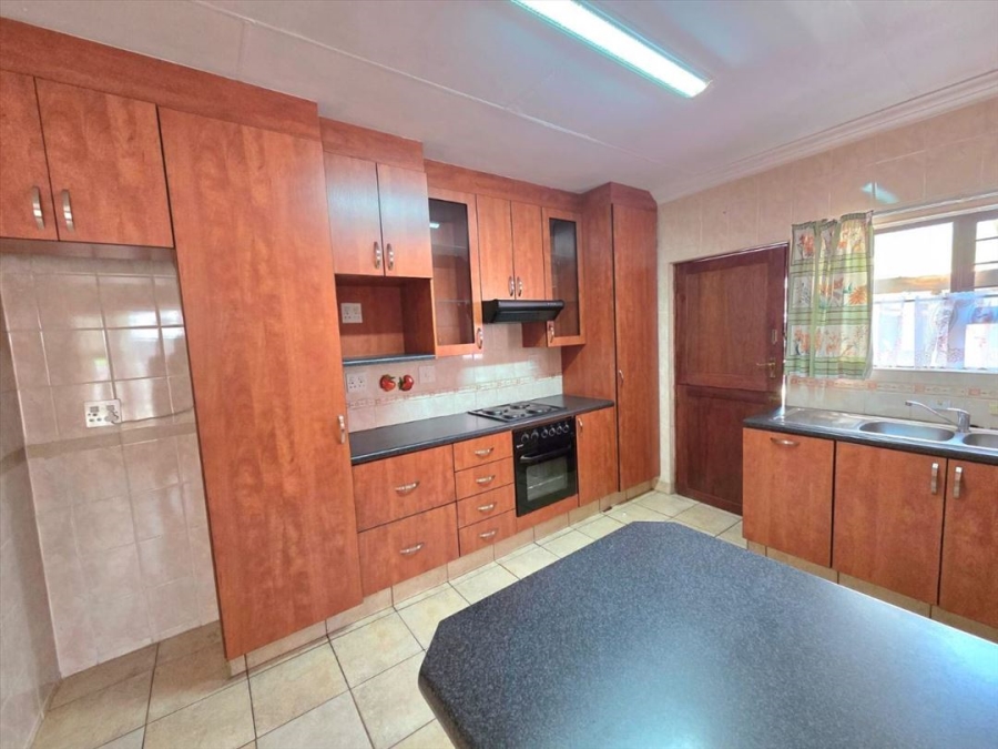 3 Bedroom Property for Sale in Farrar Park Gauteng