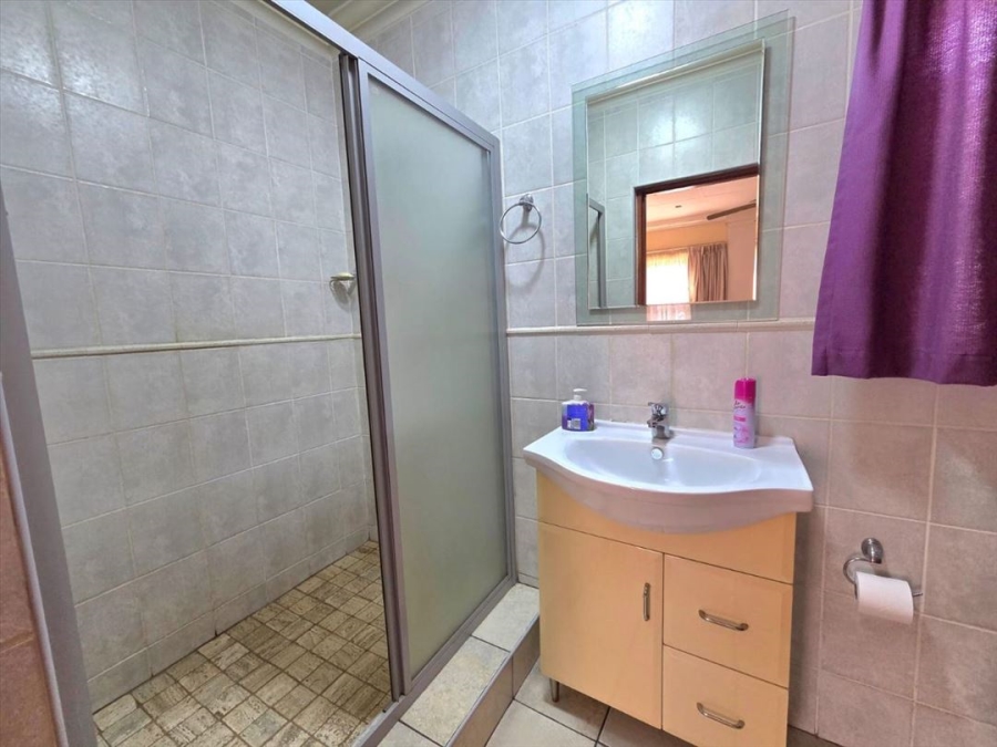 3 Bedroom Property for Sale in Farrar Park Gauteng