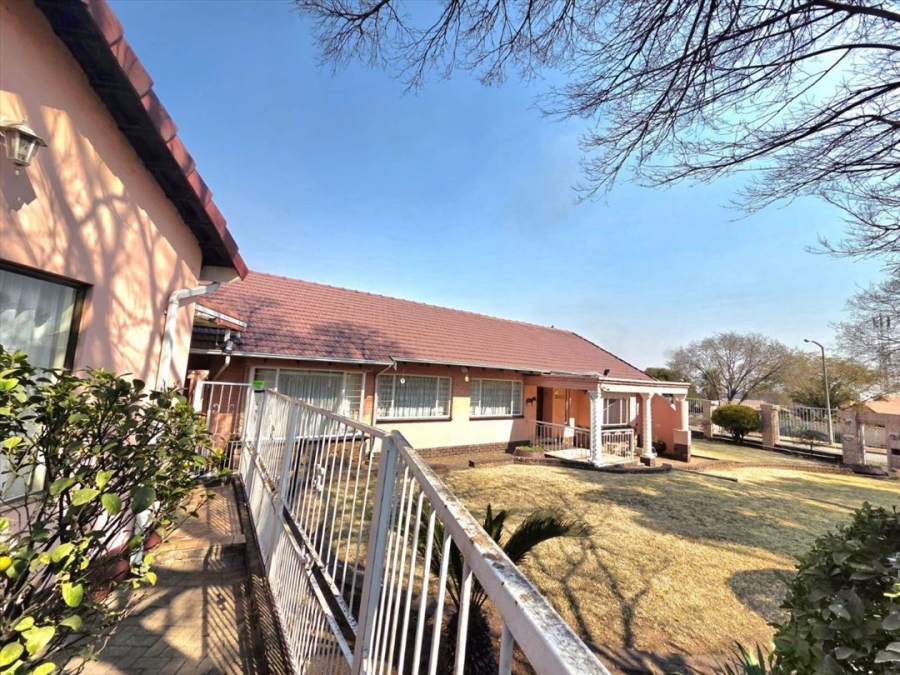 3 Bedroom Property for Sale in Farrar Park Gauteng