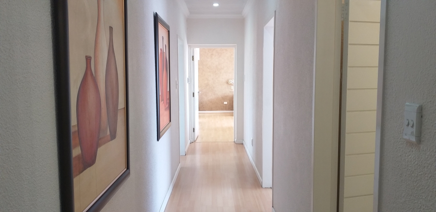 4 Bedroom Property for Sale in Farrarmere Gauteng