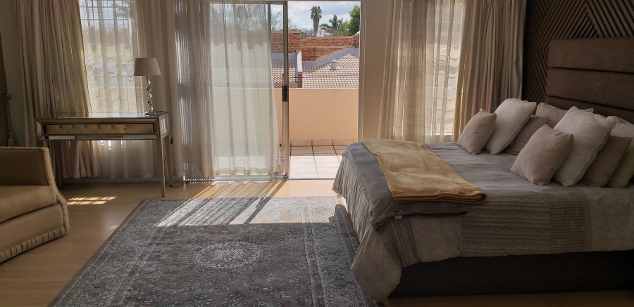 4 Bedroom Property for Sale in Farrarmere Gauteng