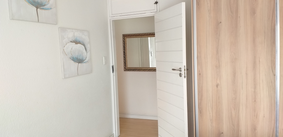 4 Bedroom Property for Sale in Farrarmere Gauteng
