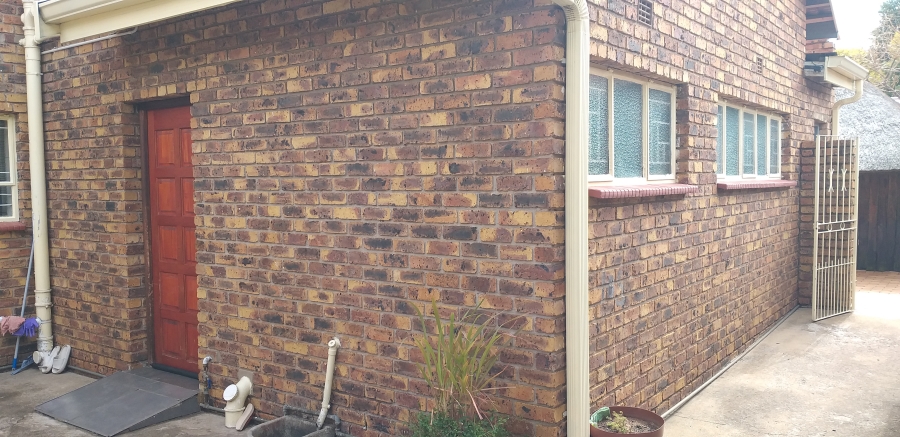 4 Bedroom Property for Sale in Farrarmere Gauteng