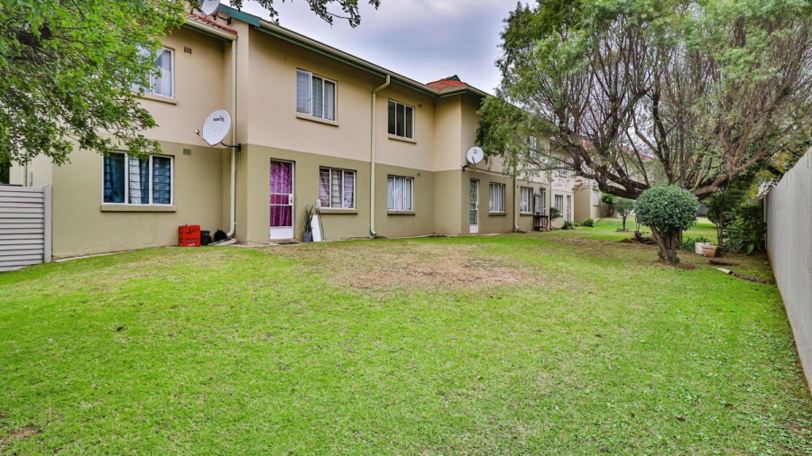 2 Bedroom Property for Sale in Eden Glen Gauteng