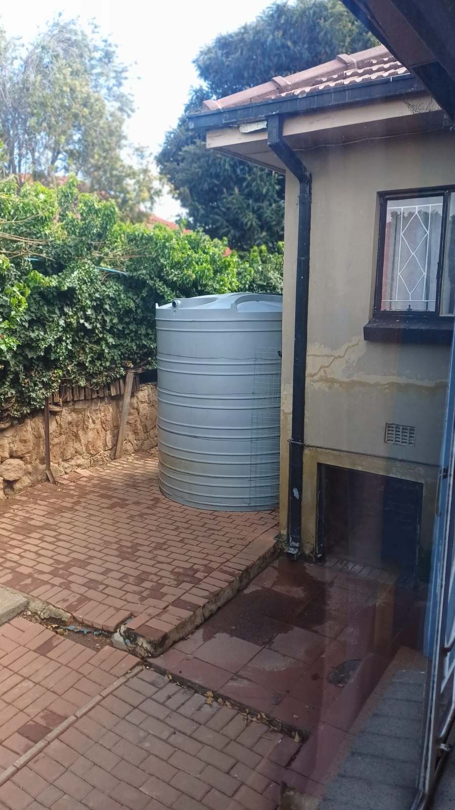 5 Bedroom Property for Sale in Linmeyer Gauteng