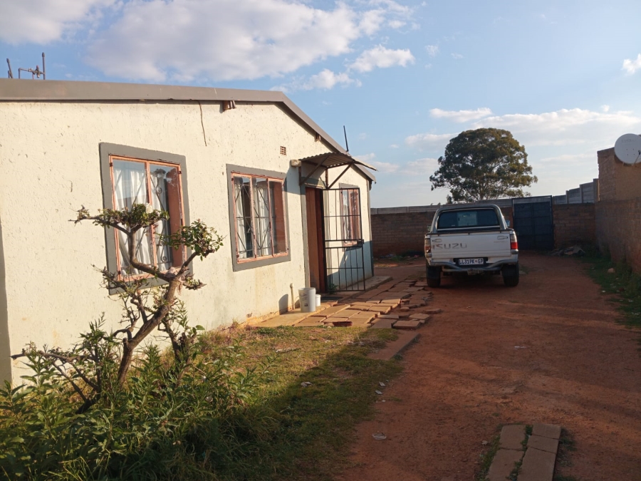 3 Bedroom Property for Sale in Roodekop Gauteng