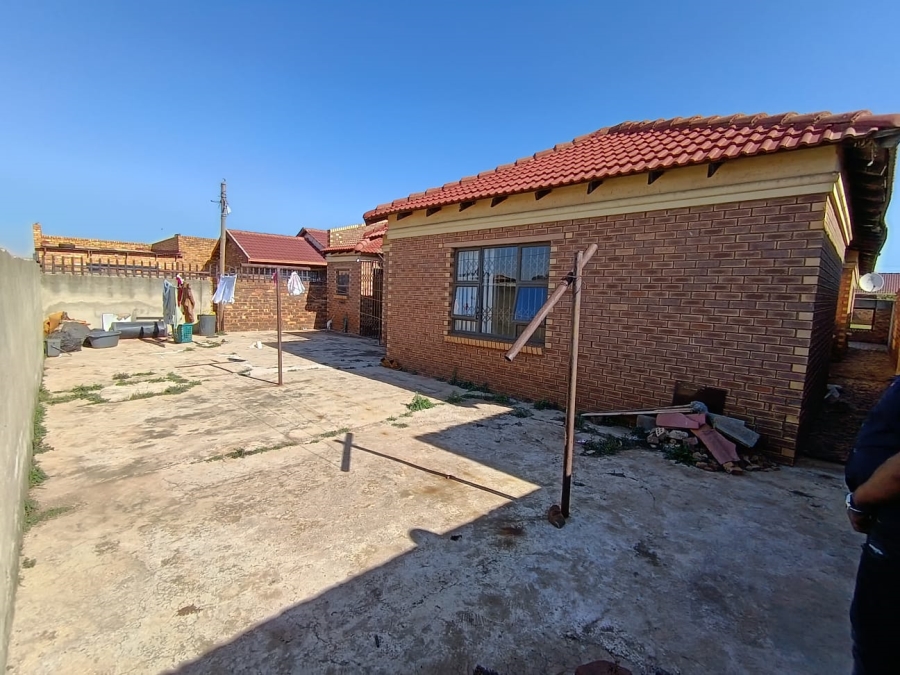 To Let 3 Bedroom Property for Rent in Kwa Thema Gauteng