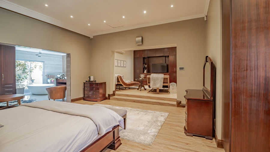 To Let 4 Bedroom Property for Rent in Bedfordview Gauteng