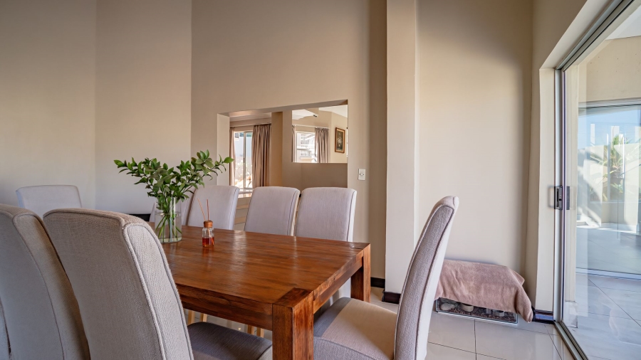 To Let 4 Bedroom Property for Rent in Bedfordview Gauteng