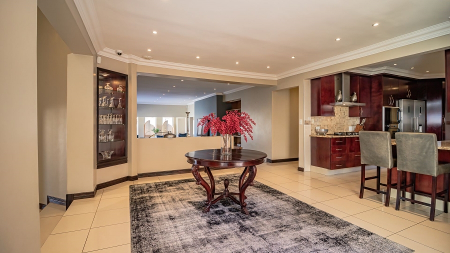 To Let 4 Bedroom Property for Rent in Bedfordview Gauteng