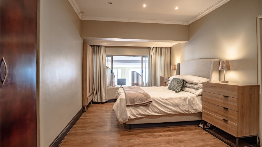To Let 4 Bedroom Property for Rent in Bedfordview Gauteng