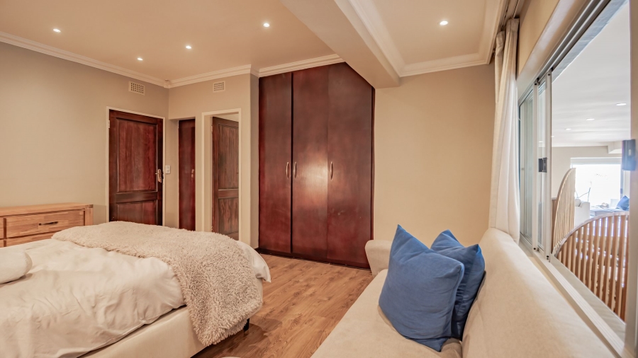 To Let 4 Bedroom Property for Rent in Bedfordview Gauteng