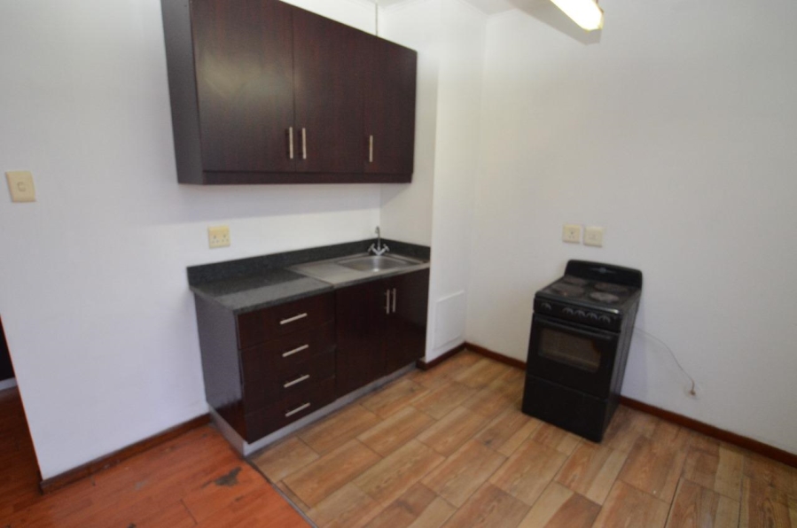 1 Bedroom Property for Sale in Johannesburg Central Gauteng