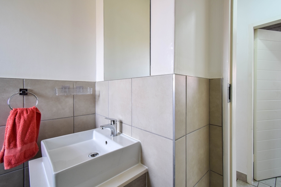 3 Bedroom Property for Sale in Monavoni Gauteng