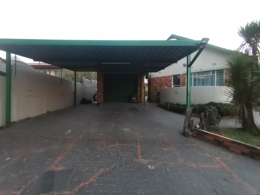 3 Bedroom Property for Sale in Wentworth Park Gauteng