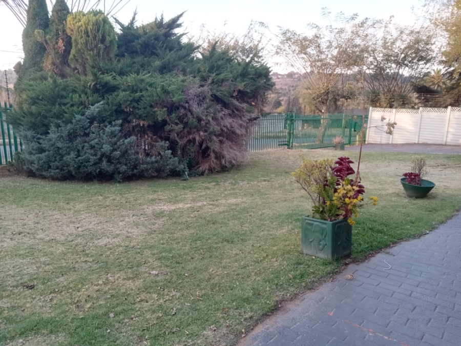 3 Bedroom Property for Sale in Wentworth Park Gauteng