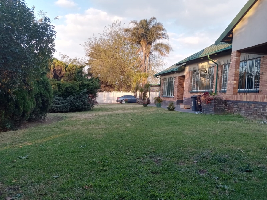 3 Bedroom Property for Sale in Wentworth Park Gauteng