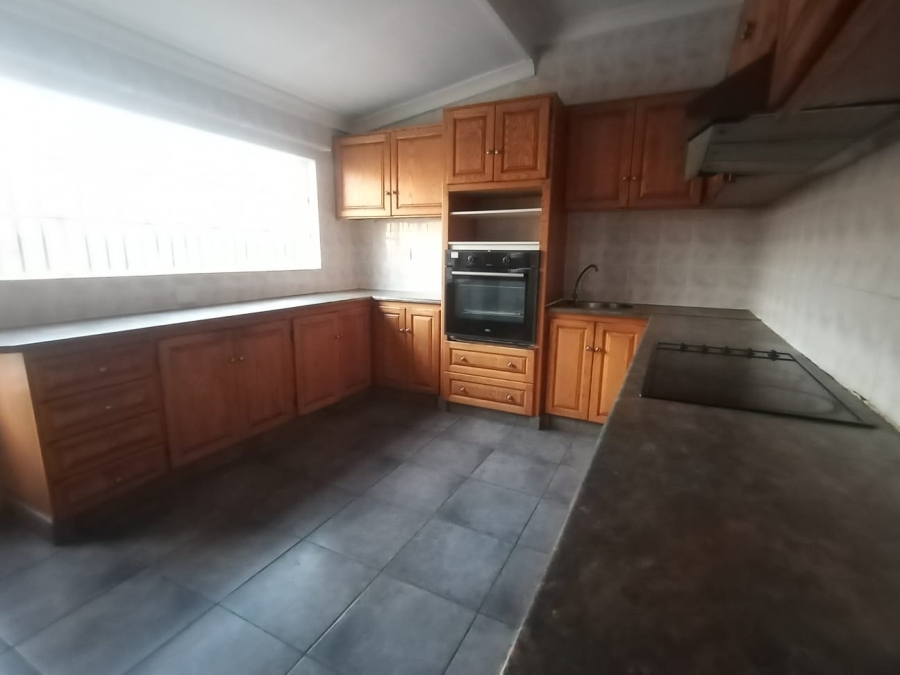 3 Bedroom Property for Sale in Wentworth Park Gauteng
