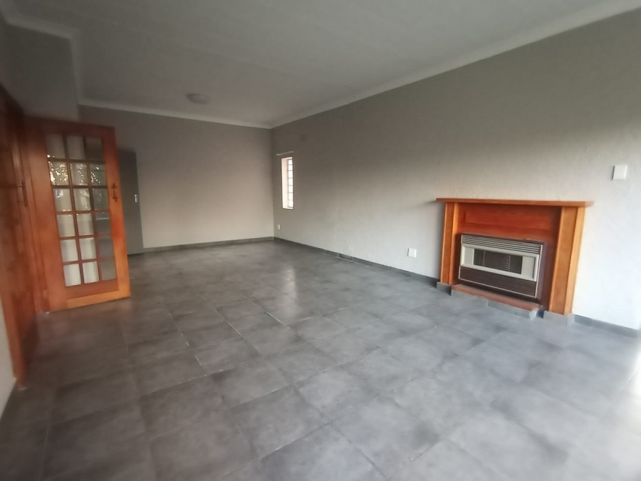 3 Bedroom Property for Sale in Wentworth Park Gauteng