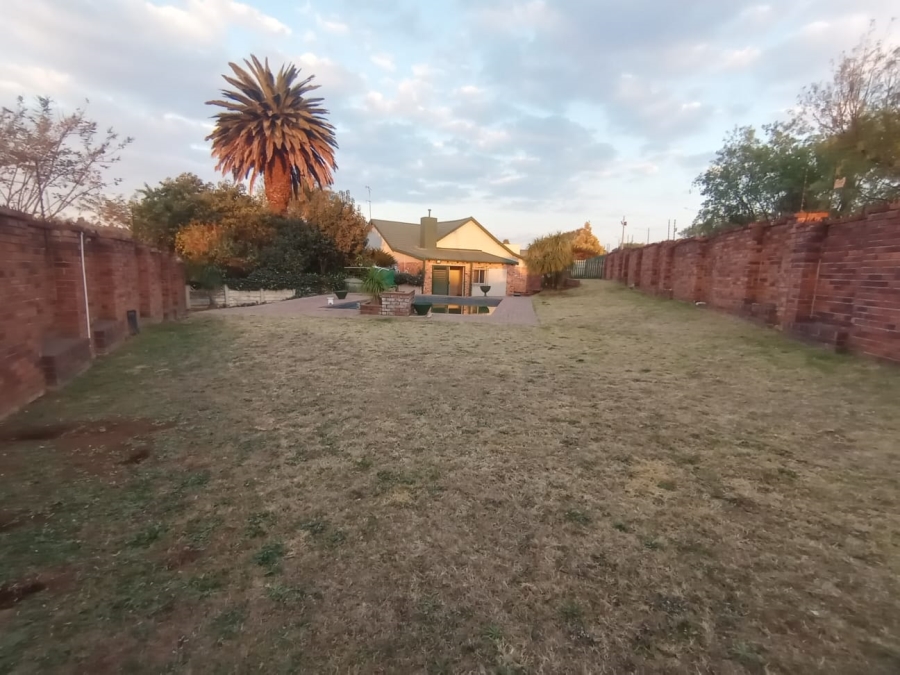 3 Bedroom Property for Sale in Wentworth Park Gauteng