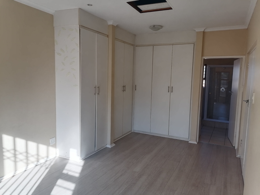 To Let 3 Bedroom Property for Rent in Randpark Ridge Gauteng