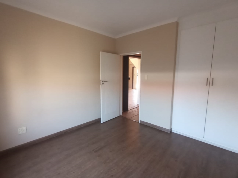 To Let 3 Bedroom Property for Rent in Randpark Ridge Gauteng