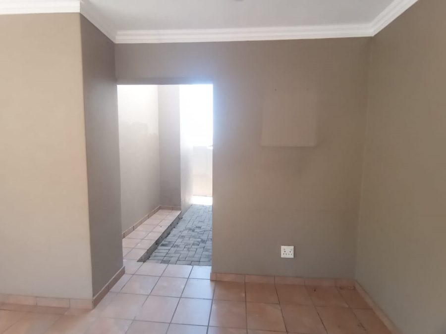 To Let 3 Bedroom Property for Rent in Randpark Ridge Gauteng