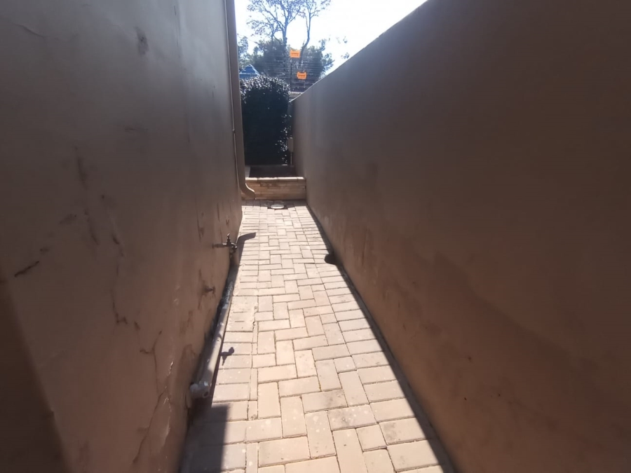 To Let 3 Bedroom Property for Rent in Randpark Ridge Gauteng