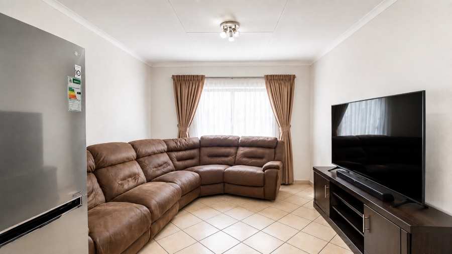 3 Bedroom Property for Sale in Alrode Gauteng