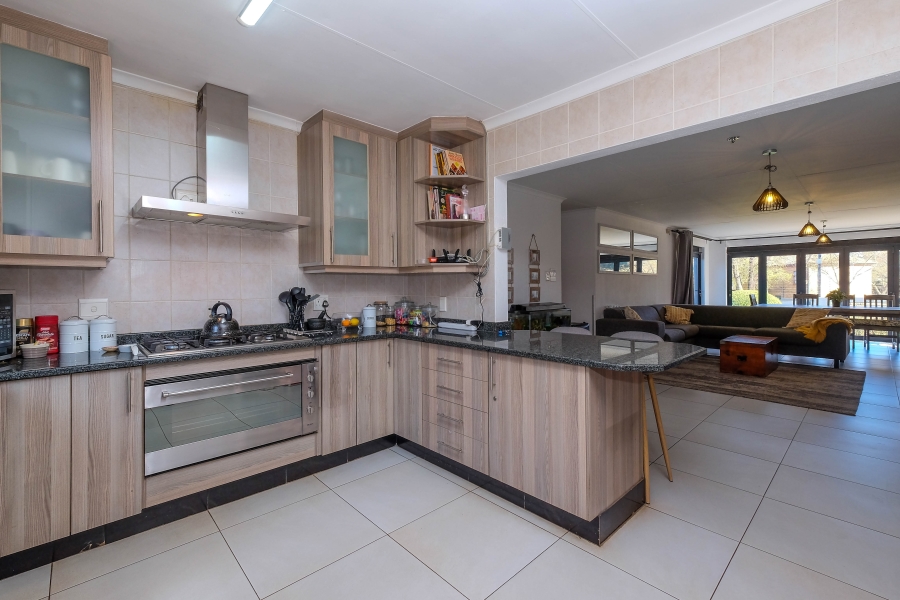 4 Bedroom Property for Sale in Weltevreden Park Gauteng