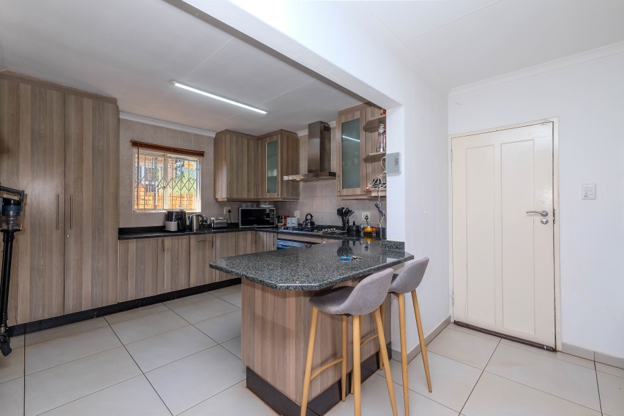4 Bedroom Property for Sale in Weltevreden Park Gauteng