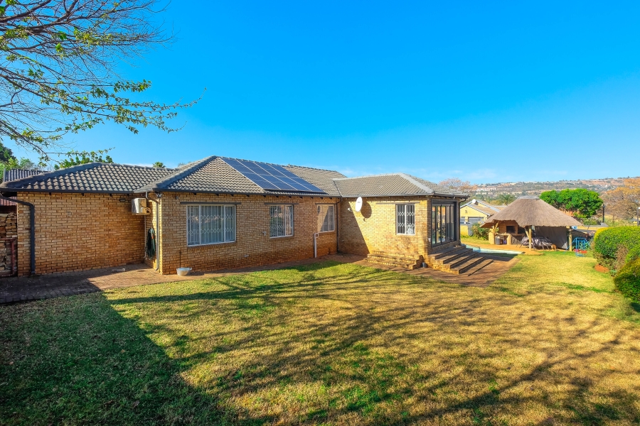 4 Bedroom Property for Sale in Weltevreden Park Gauteng