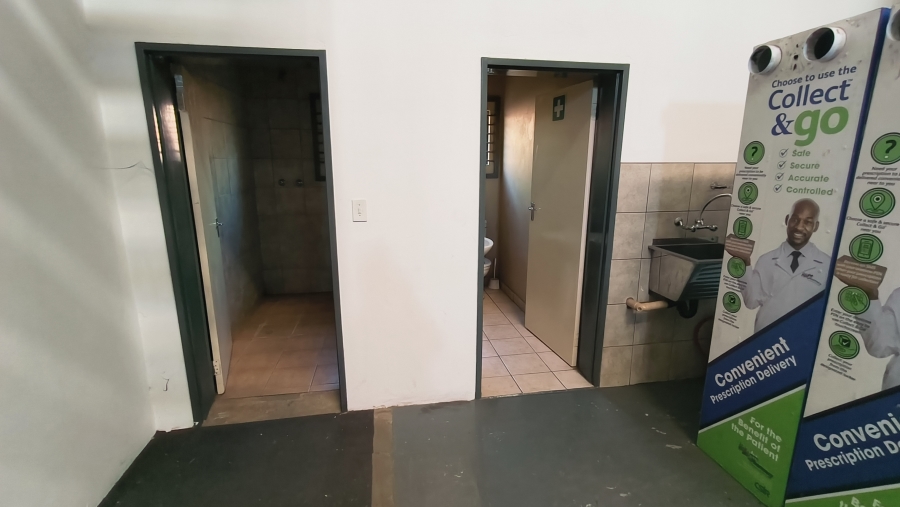 To Let Commercial Property for Rent in Hennopspark Gauteng