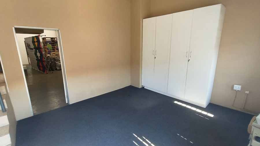 To Let Commercial Property for Rent in Hennopspark Gauteng
