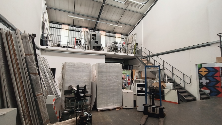 To Let Commercial Property for Rent in Hennopspark Gauteng