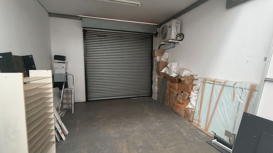 To Let Commercial Property for Rent in Hennopspark Gauteng