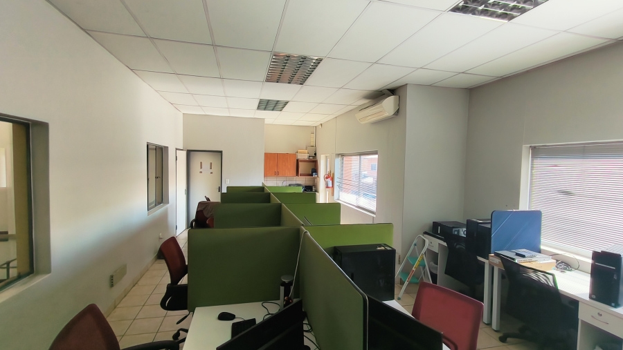 To Let Commercial Property for Rent in Hennopspark Gauteng
