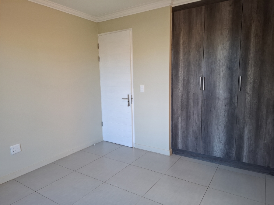 To Let 3 Bedroom Property for Rent in The Hills Game Reserve Estate Gauteng