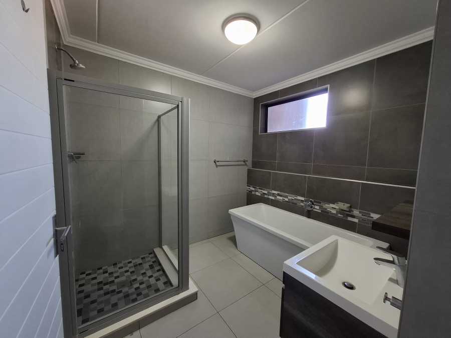 To Let 3 Bedroom Property for Rent in The Hills Game Reserve Estate Gauteng