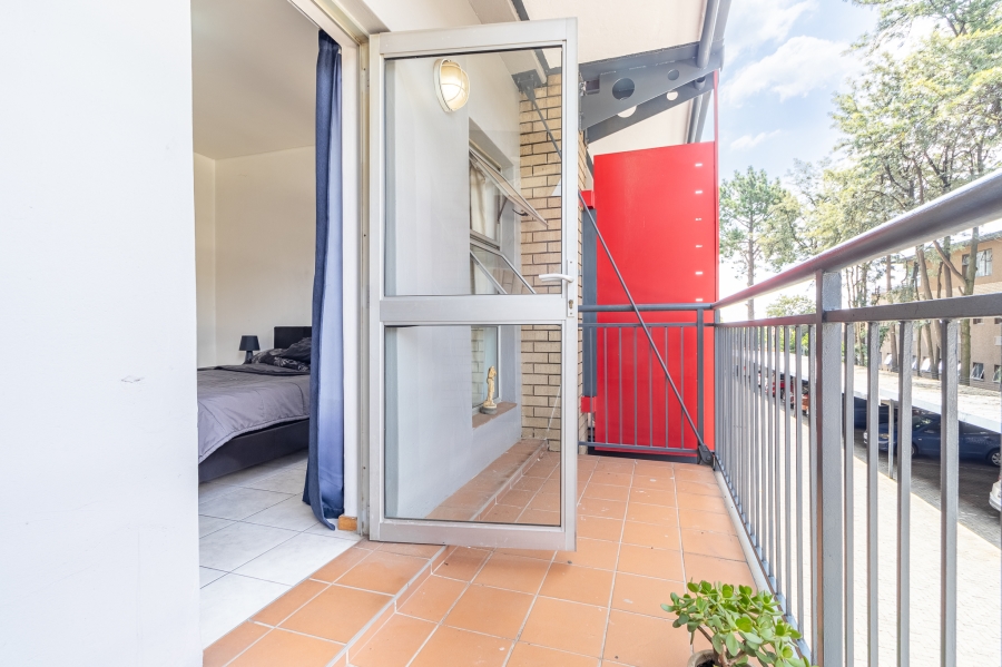 To Let 1 Bedroom Property for Rent in Ferndale Gauteng